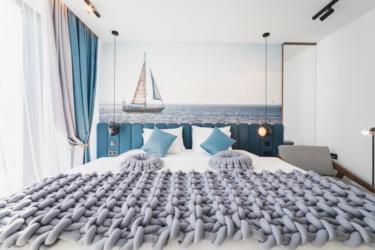 Hotel Aurel Coast Kotor Exterior photo